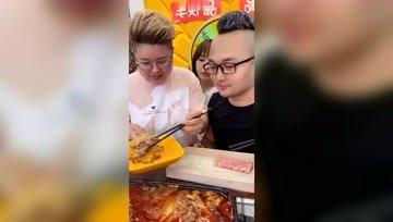 娱乐吃瓜酱女孩在线观看,揭秘热门剧集幕后故事
