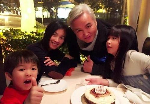 娱乐吃瓜酱生日庆祝,星光熠熠，欢乐满溢