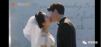 娱乐吃瓜酱小孩发疯,小孩发疯事件引发全网热议