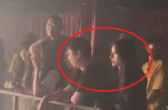 娱乐吃瓜君网红翻车